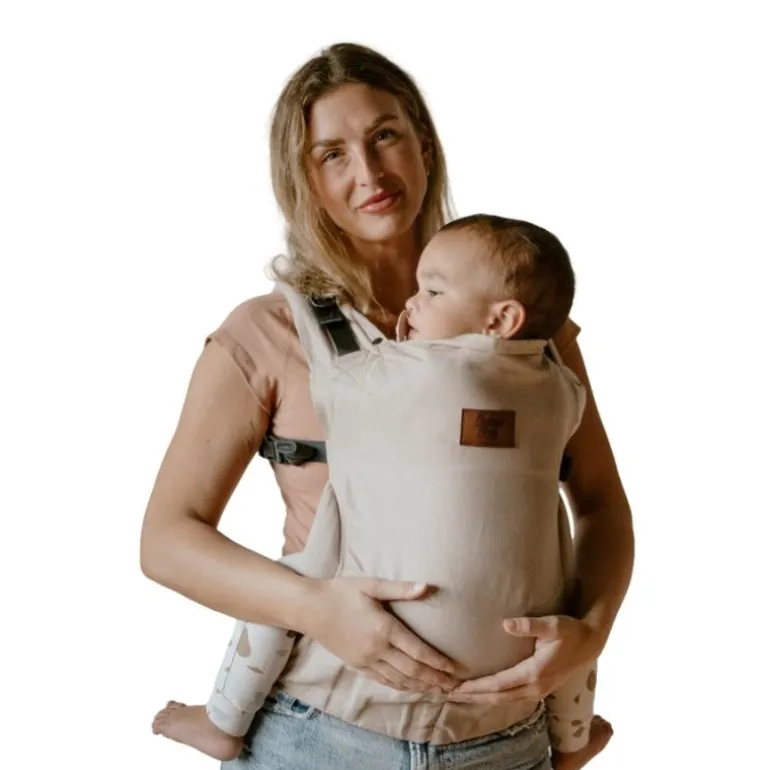 Beluga Buckle Carrier